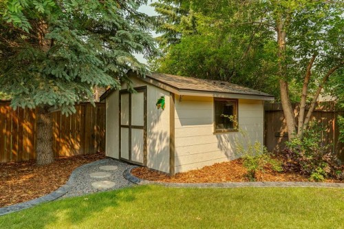 159 Woodbend Way, Okotoks, AB - Outdoor