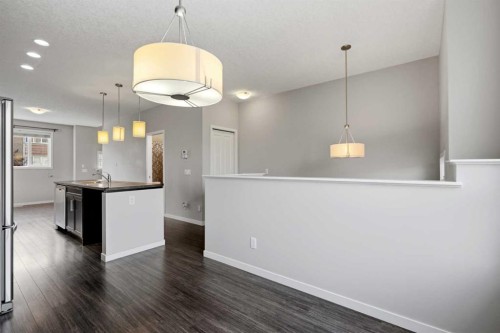 656 Copperpond Boulevard Se, Calgary, AB 