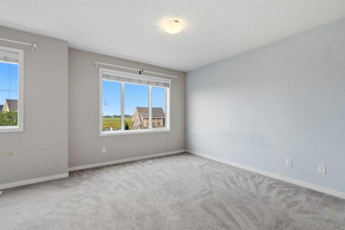 656 Copperpond Boulevard Se, Calgary, AB 