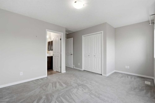 656 Copperpond Boulevard Se, Calgary, AB 