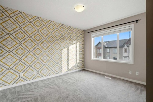 656 Copperpond Boulevard Se, Calgary, AB 