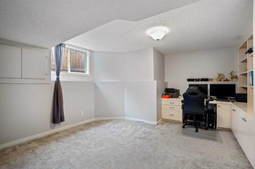 358 Hawkstone Drive Nw, Calgary, AB - Indoor Photo Showing Office