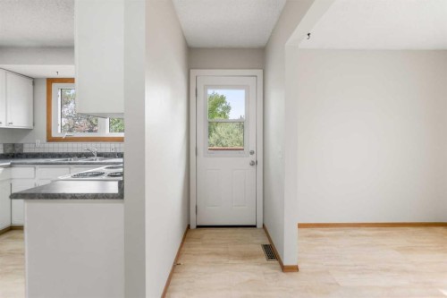 14695 Deer Ridge Drive Se, Calgary, AB - Indoor Photo Showing Other Room