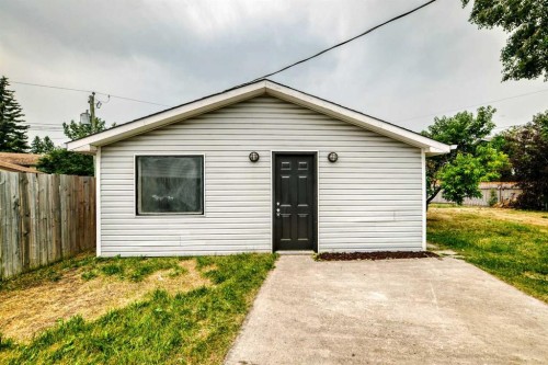 545 Madeira Drive Ne, Calgary, AB - Outdoor With Exterior