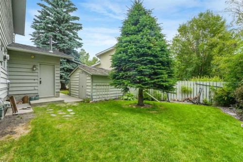 9144 Oakmount Drive Sw, Calgary, AB - Outdoor