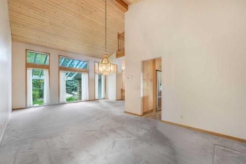 9144 Oakmount Drive Sw, Calgary, AB - Indoor Photo Showing Other Room