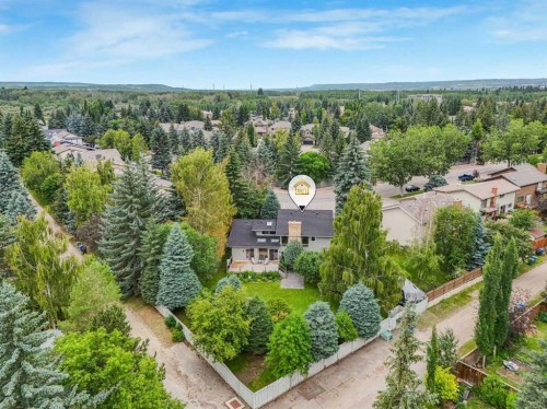 9144 Oakmount Drive Sw, Calgary, AB - Outdoor With View