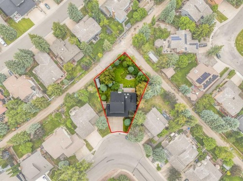 9144 Oakmount Drive Sw, Calgary, AB - 