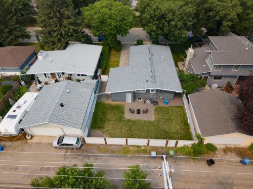 38 Westwood Drive Sw, Calgary, AB - Outdoor