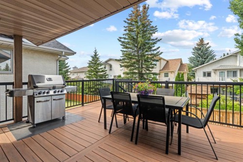 626 Hawkhill Place Nw, Calgary, AB - Outdoor With Deck Patio Veranda With Exterior