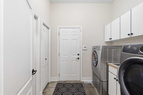 167 Valley Ridge Green Nw, Calgary, AB - Indoor Photo Showing Laundry Room