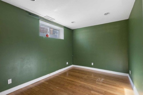 78 Cougar Plateau Way Sw, Calgary, AB - Indoor Photo Showing Other Room