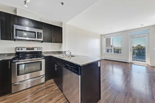 514-955 Mcpherson Road Ne, Calgary, AB - Indoor Photo Showing Kitchen With Upgraded Kitchen