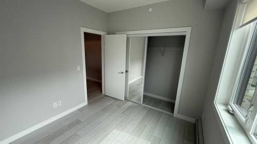 609-8370 Broadcast Avenue Sw, Calgary, AB - Indoor