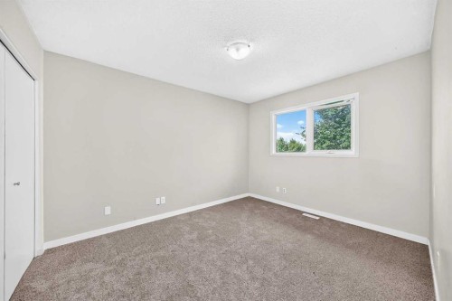 37 Martingrove Way Ne, Calgary, AB - Indoor Photo Showing Other Room
