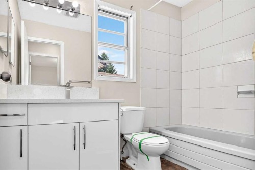 37 Martingrove Way Ne, Calgary, AB - Indoor Photo Showing Bathroom