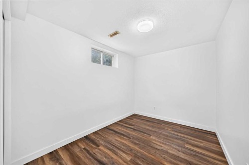 37 Martingrove Way Ne, Calgary, AB - Indoor Photo Showing Other Room