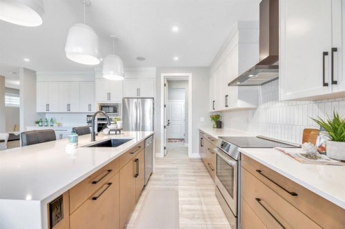 6 Legacy Woods Crescent Se, Calgary, AB - Indoor Photo Showing Kitchen With Upgraded Kitchen