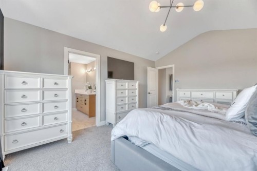 6 Legacy Woods Crescent Se, Calgary, AB - Indoor Photo Showing Bedroom