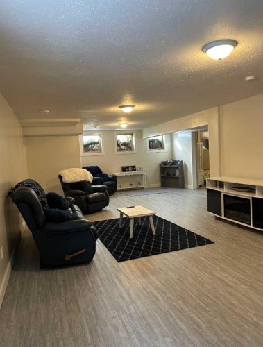 1319 54 Avenue Close, Lloydminster, AB - Indoor Photo Showing Other Room