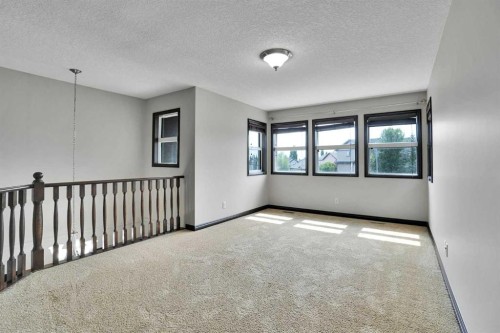 212 Everbrook Way Sw, Calgary, AB - Indoor Photo Showing Other Room