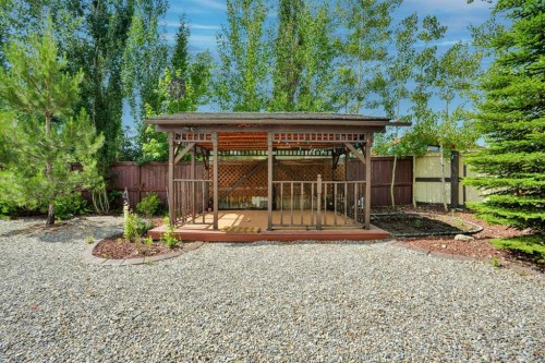 212 Everbrook Way Sw, Calgary, AB - Outdoor