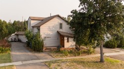 335 50 Avenue WESTClaresholm, AB T0L 0T0