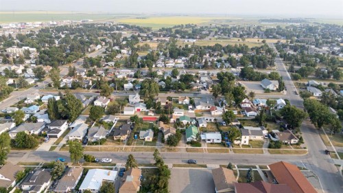 335 50 Avenue West, Claresholm, AB - Outdoor With View