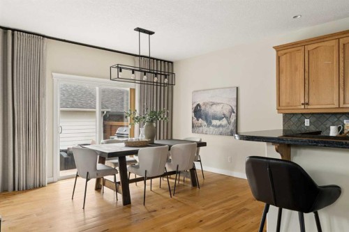 4649 20 Street Sw, Calgary, AB - Indoor Photo Showing Dining Room