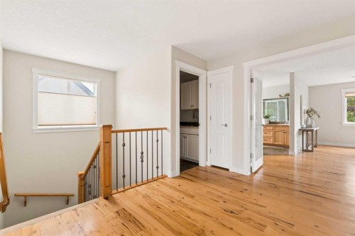 4649 20 Street Sw, Calgary, AB - Indoor Photo Showing Other Room