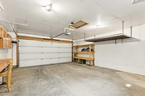 4649 20 Street Sw, Calgary, AB - Indoor Photo Showing Garage