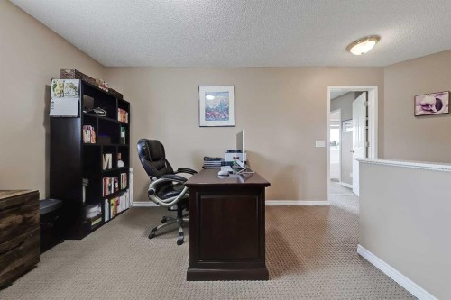 46 Spring View Sw, Calgary, AB - Indoor Photo Showing Office