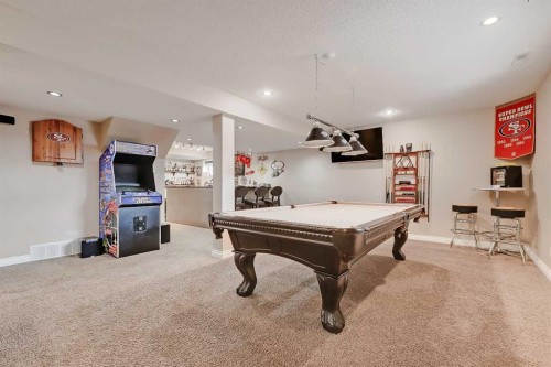 46 Spring View Sw, Calgary, AB - Indoor Photo Showing Other Room