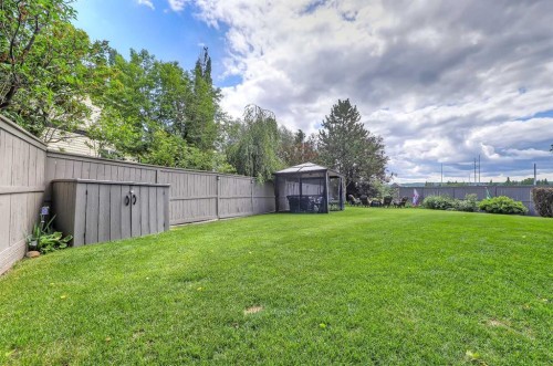 46 Spring View Sw, Calgary, AB - Outdoor