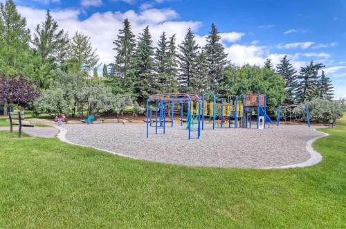 46 Spring View Sw, Calgary, AB - Outdoor