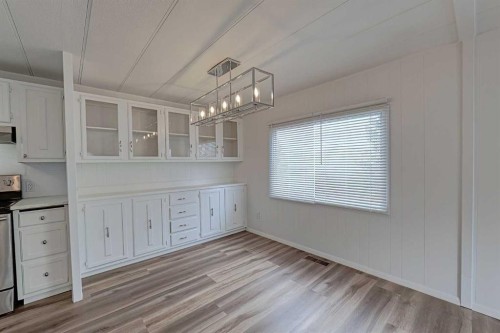 303-99 Arbour Lake Road Nw, Calgary, AB 