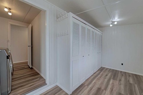 303-99 Arbour Lake Road Nw, Calgary, AB 