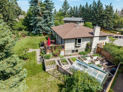 423 Canterbury Place Sw, Calgary, AB - Outdoor