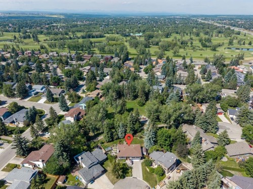 423 Canterbury Place Sw, Calgary, AB - Outdoor With View