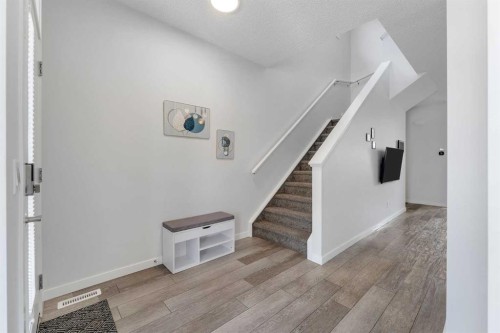 97 Corner Glen Way Ne, Calgary, AB - Indoor Photo Showing Other Room