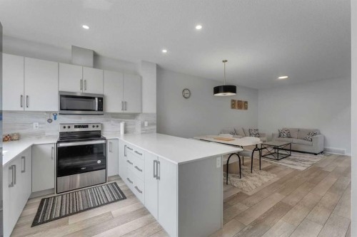 97 Corner Glen Way Ne, Calgary, AB - Indoor Photo Showing Kitchen