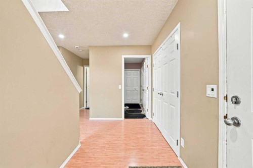 278 Martha'S Manor Ne, Calgary, AB 
