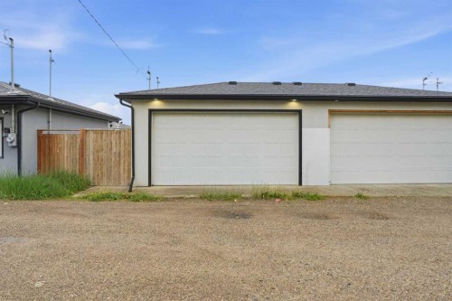 3817 Centre A Street Ne, Calgary, AB - Outdoor