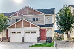 141 Pantego Lane NW Calgary, AB T3K 0T1