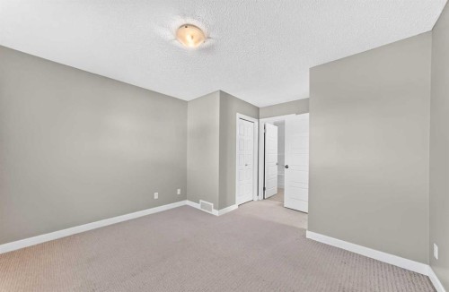 141 Pantego Lane Nw, Calgary, AB - Indoor Photo Showing Other Room