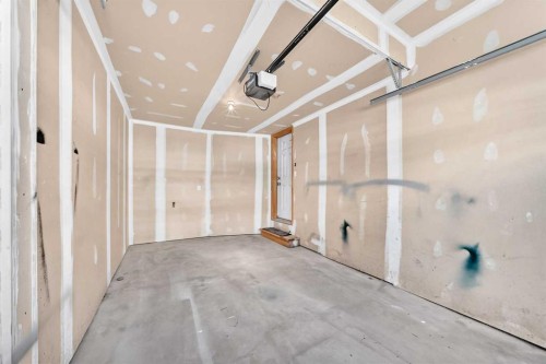 141 Pantego Lane Nw, Calgary, AB - Indoor Photo Showing Other Room