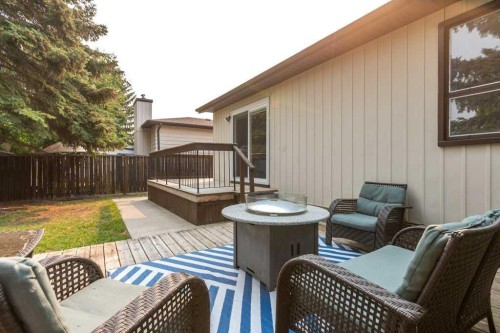 167 Deerpath Court Se, Calgary, AB - Outdoor With Deck Patio Veranda With Exterior