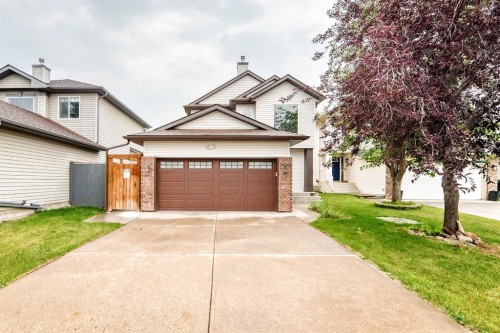 262 Coventry Court Ne, Calgary, AB - Outdoor With Facade