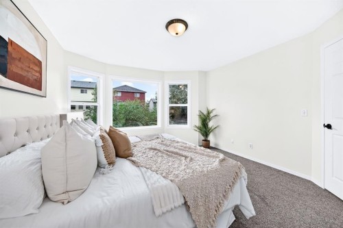 262 Coventry Court Ne, Calgary, AB - Indoor Photo Showing Bedroom