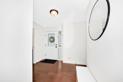 262 Coventry Court Ne, Calgary, AB - Indoor Photo Showing Other Room